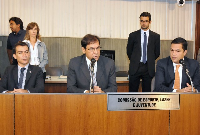 A Comissão de Esporte se reuniu na manhã desta terça (14)