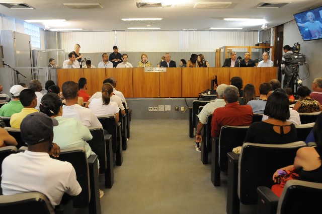 Comissão de Assuntos Municipais e Regionalização debateu a instalação dos serviços de abastecimento de água e de energia elétrica no bairro Montes Claros, da Capital