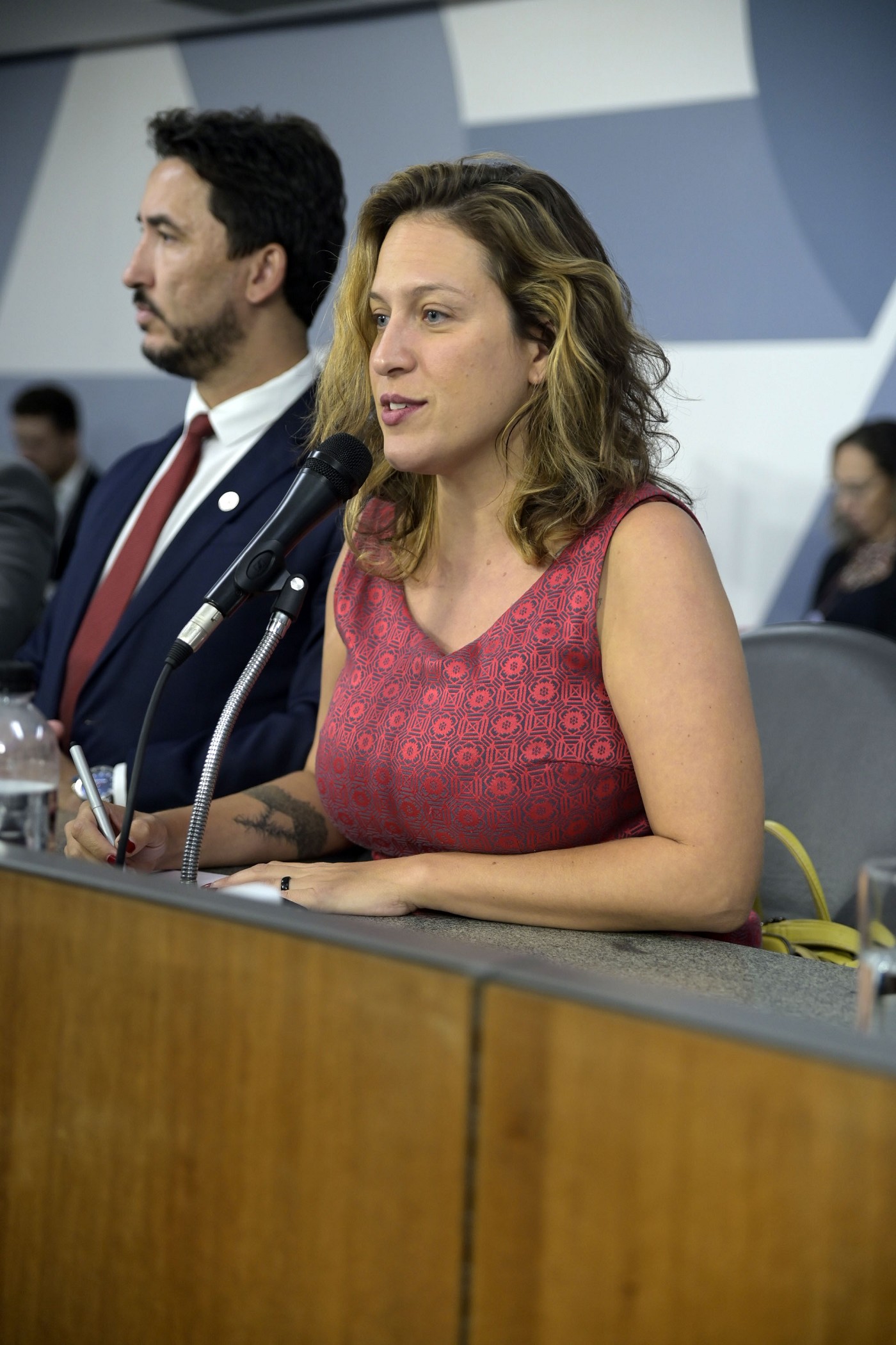 Comissão de Defesa do Consumidor e do Contribuinte - debate sobre a falta de abastecimento de água pela Copasa