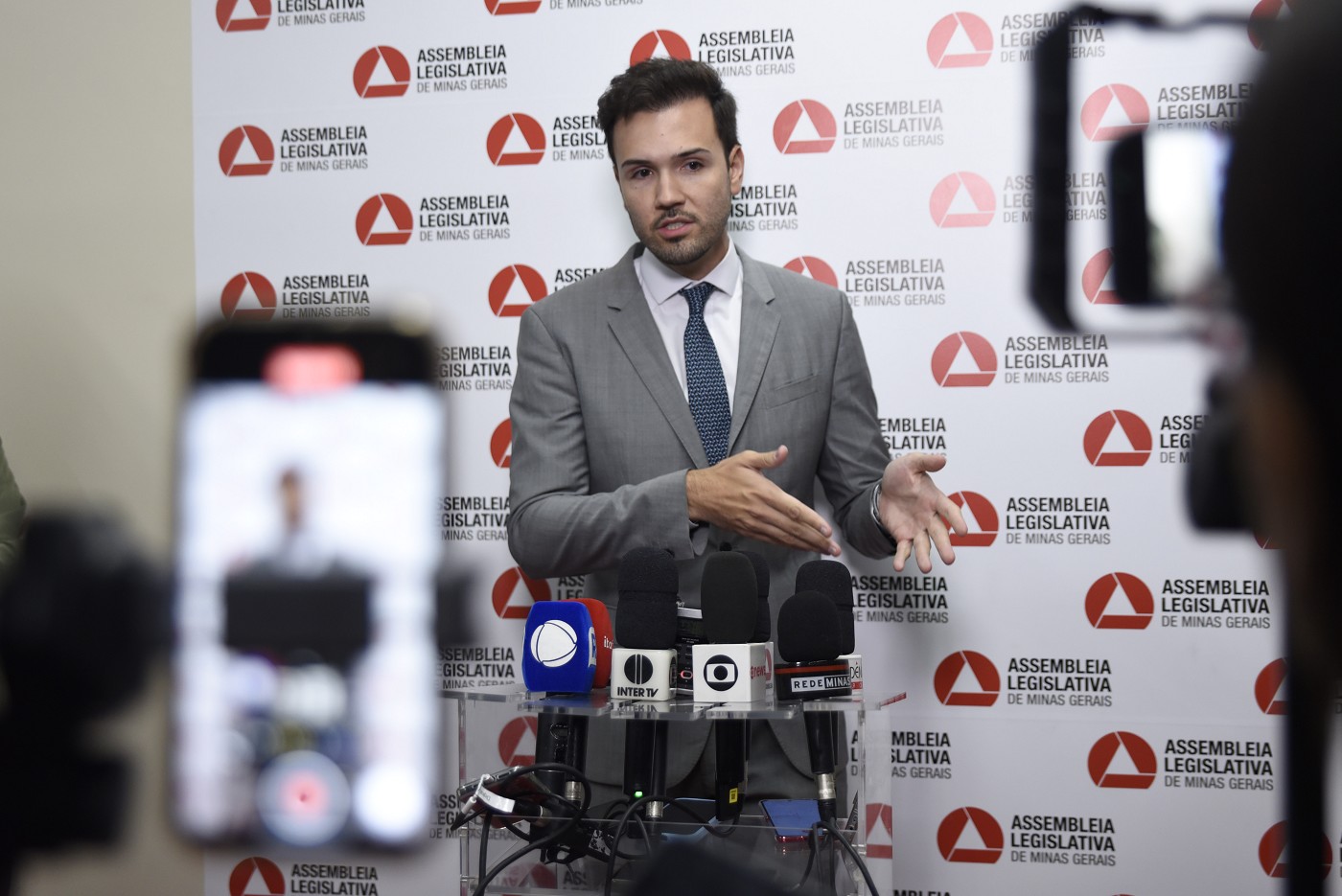Entrevista coletiva com o presidente da ALMG