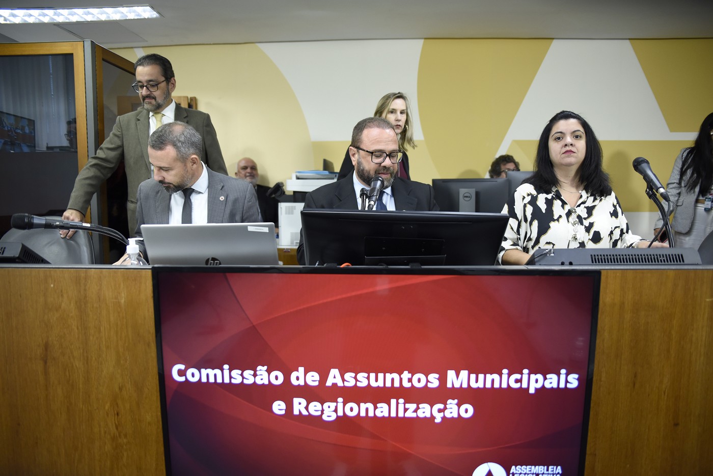 Comissão de Assuntos Municipais e Regionalização - análise de proposições