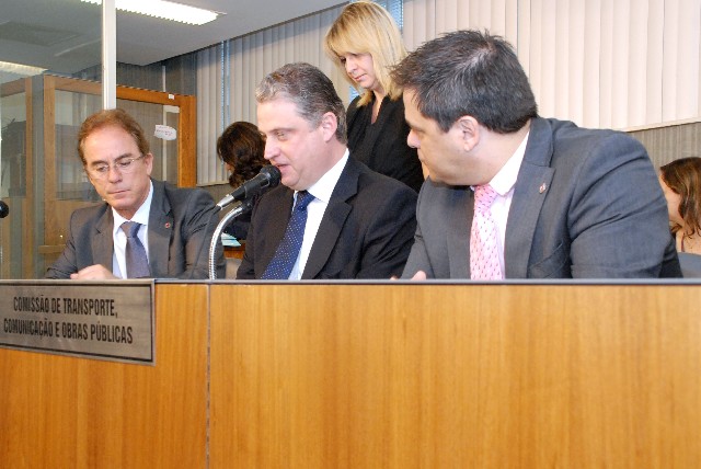 Deputados aprovam parecer a projeto do governador e visita aá rota turística na RMBH